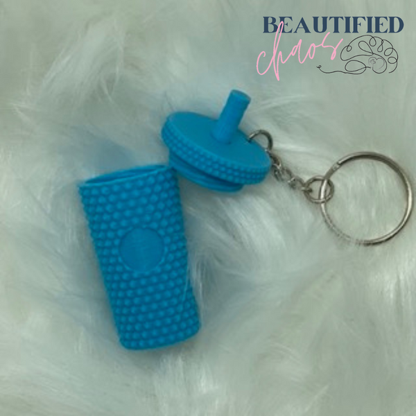 studded tumbler keychain with screw top lid